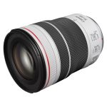 Telezoom mit Streulichtblende für kontrastreiche Bilder bei schwierigen Lichtbedingungen.