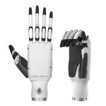 Inspire Robots RH56DFX Roboterhand greift auf einem Teststand ein kleines Bauteil
