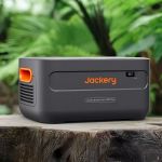 Jackery Batteriepack 1000 Plus im Outdoor-Einsatz in natürlicher Umgebung