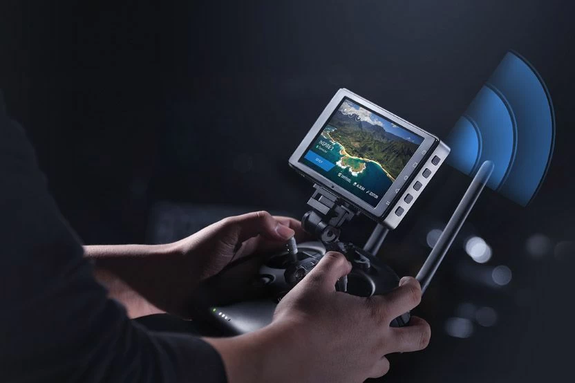 DJI CrystalSky 7,85 DJI CrystalSky 7,85